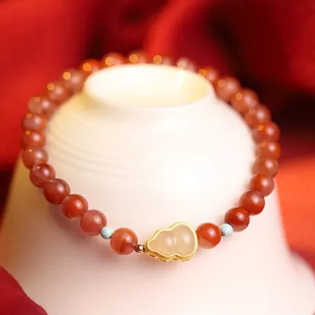 Cherry Red Nanhong Agate Bracelet with Jade Gourd – Elegant Natural Energy Jewelry