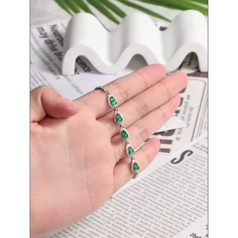 Green Jadeite Gourd Bracelet – Natural Ice Jade with S925 Silver | Elegant Women’s Jewelry