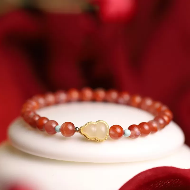 Cherry Red Nanhong Agate Bracelet with Jade Gourd – Elegant Natural Energy Jewelry